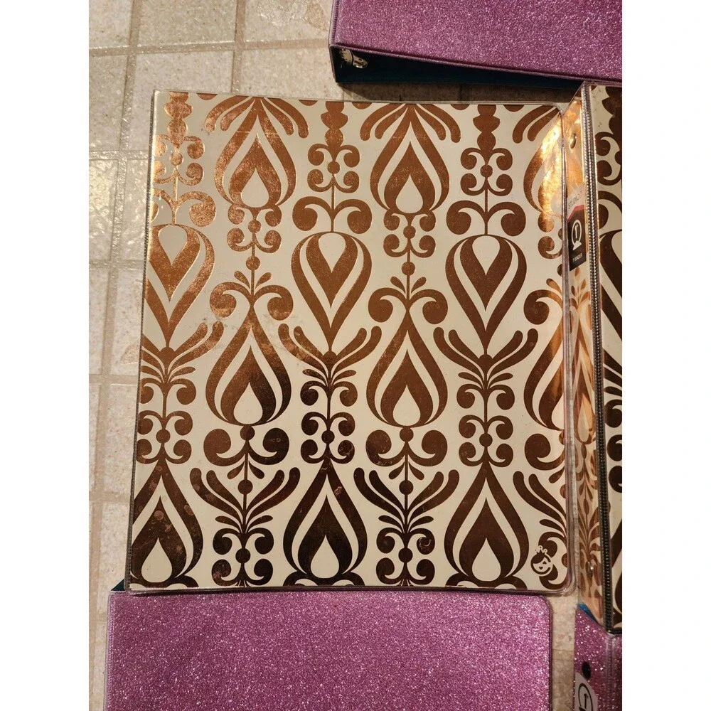Lot of 5 Decorative 1